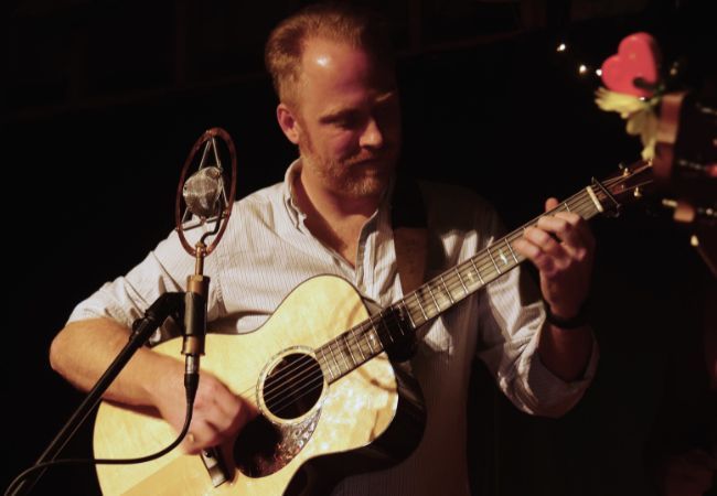 Bluegrass Guitar Class with Justin Heath