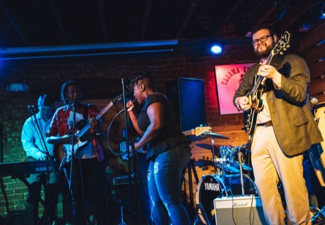 Jazz Ensemble Class with Noah Gitlis